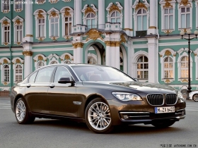 2013 730Li A